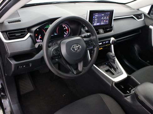Used 2023 Toyota RAV4 LE FWD image 13