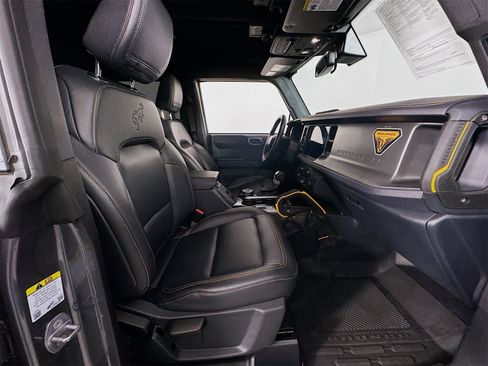 Used 2024 Ford Bronco Badlands w/ Sasquatch Package image 27