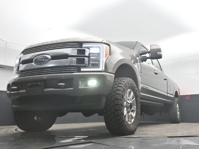 Used 2018 Ford F250 Limited AWD/4WD image 32
