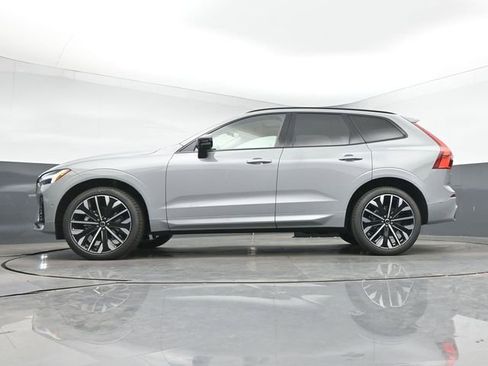 New 2026 Volvo XC60 B5 Ultra w/ Climate Package AWD/4WD image 42