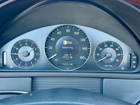 Used 2008 Mercedes-Benz CLK 350 Cabriolet image 53