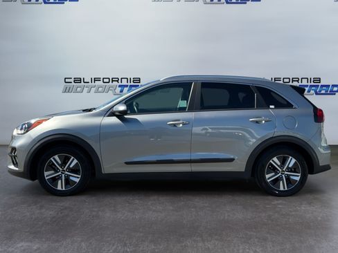 Used 2022 Kia Niro LXS FWD image 8