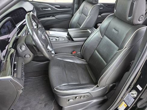 Used 2022 Cadillac Escalade ESV Sport w/ Touring Package image 11