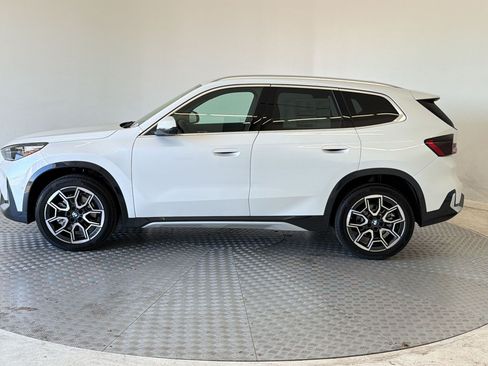 New 2026 BMW X1 xDrive28i w/ Technology Package AWD/4WD image 2