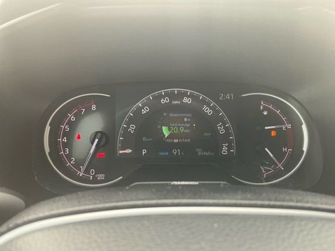 Used 2023 Toyota RAV4 XLE Premium AWD/4WD image 19