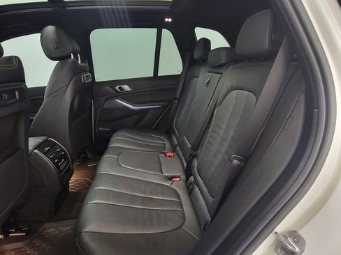 Used 2022 BMW X5 xDrive45e w/ M Sport Package image 15