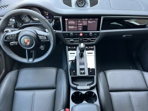 New 2026 Porsche Macan AWD/4WD image 6