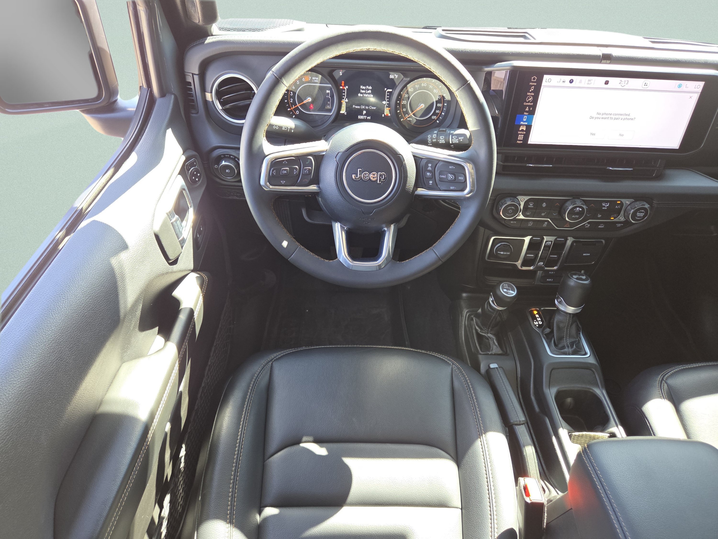 Used 2024 Jeep Wrangler Unlimited Sahara w/ Technology Group AWD/4WD image 4