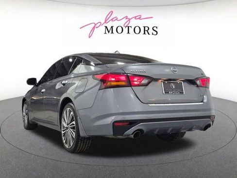 Used 2023 Nissan Altima 2.5 SL AWD/4WD image 7