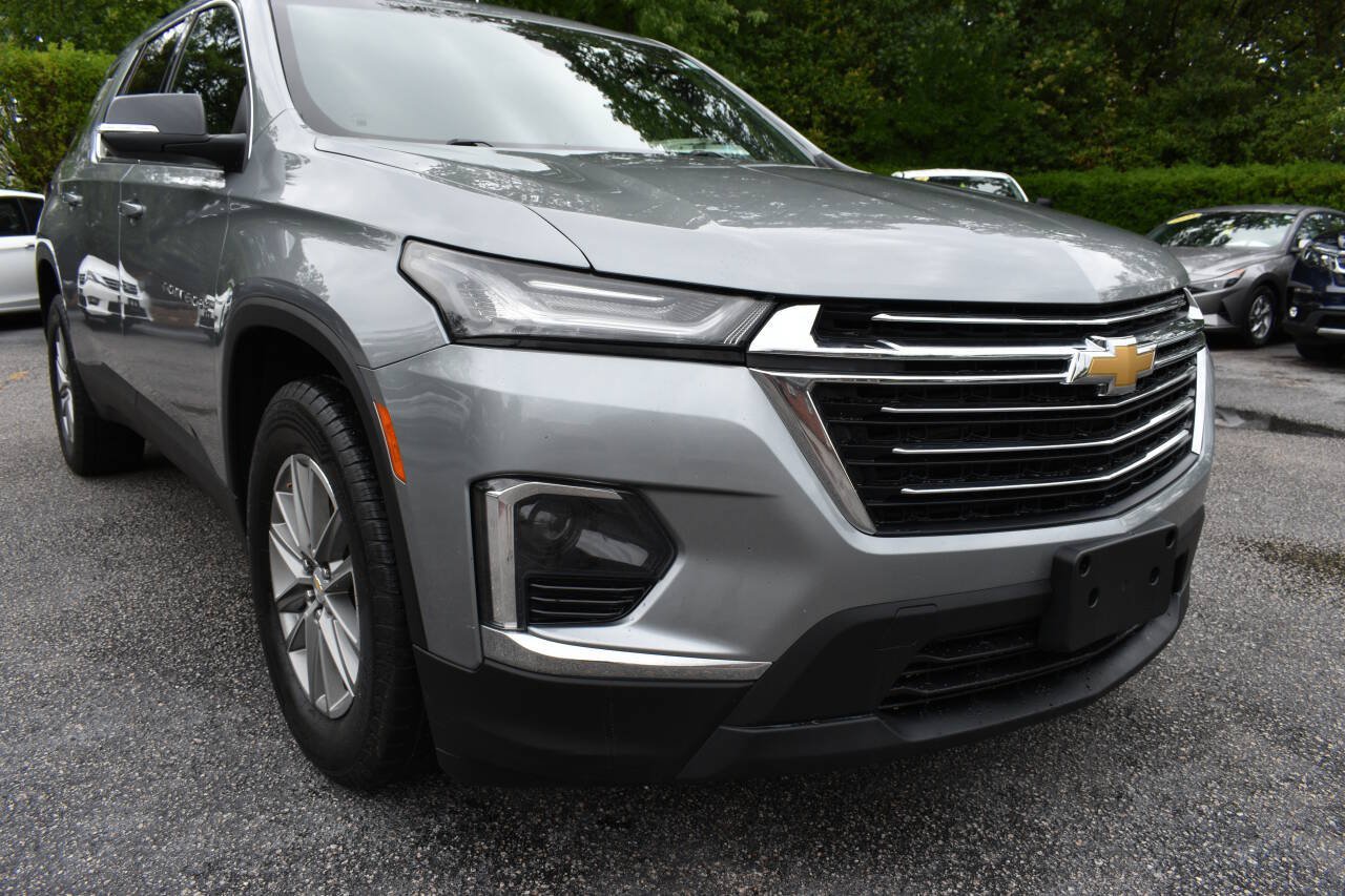Used 2023 Chevrolet Traverse LT w/ LPO, Cargo Package AWD/4WD image 41