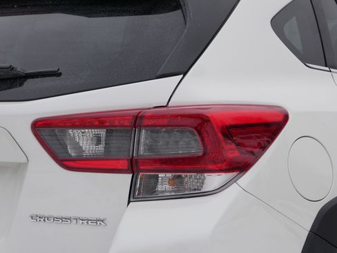 Used 2023 Subaru Crosstrek 2.5i Limited w/ Moonroof Package image 17