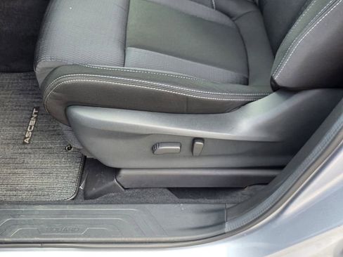 Certified 2024 Subaru Ascent Premium w/ Convenience Package image 18