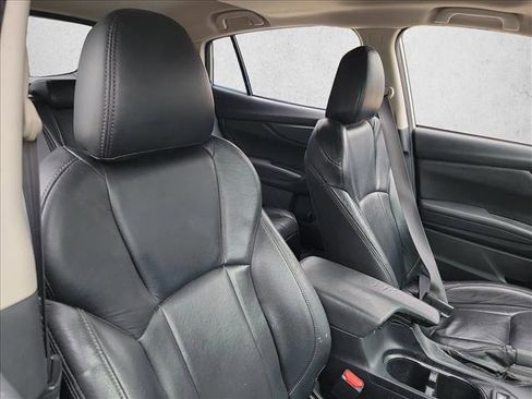 Used 2019 Subaru Crosstrek 2.0i Premium image 12