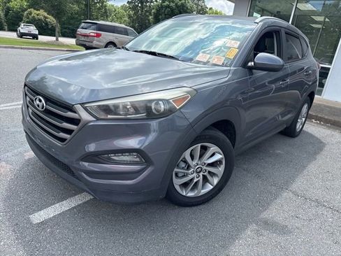 Used 2016 Hyundai Tucson SE w/ Option Group 02 FWD image 5
