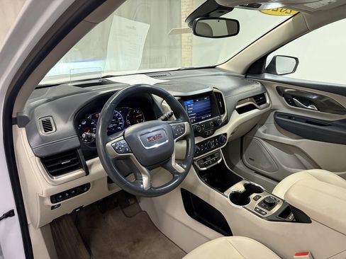 Used 2023 GMC Terrain Denali image 27