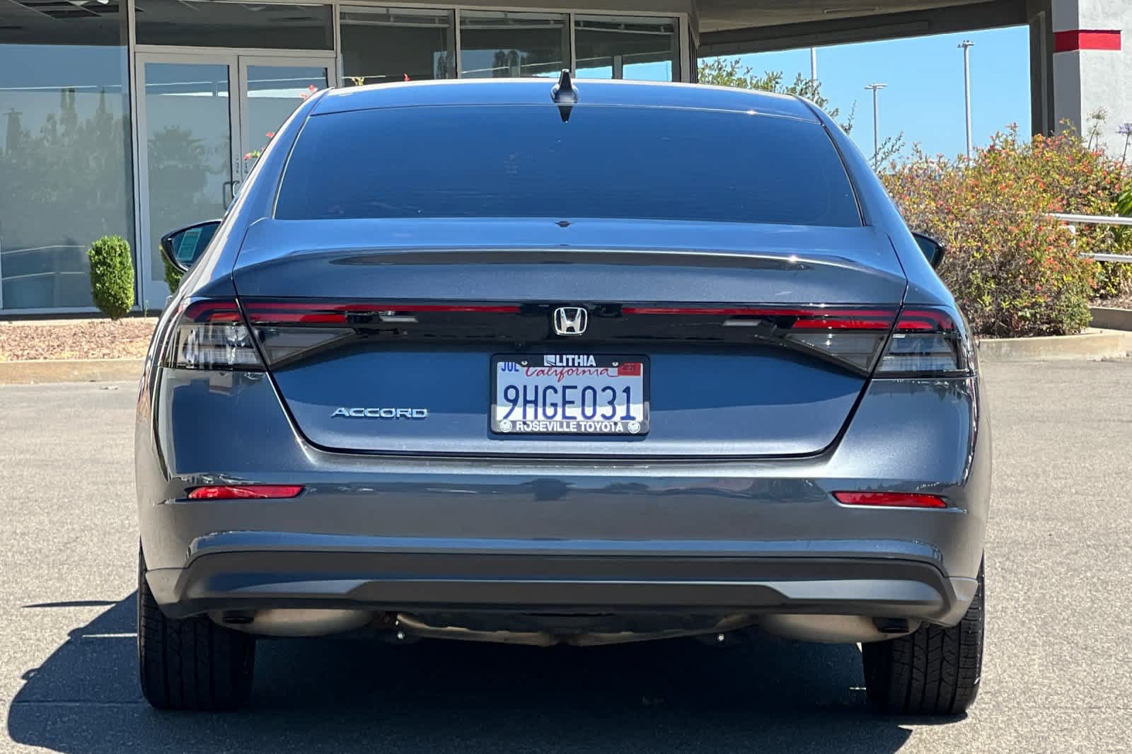 Used 2023 Honda Accord EX image 8