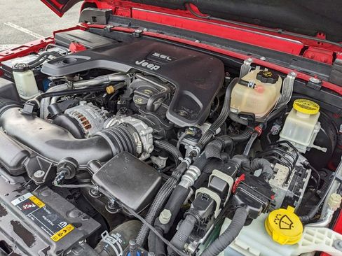 Used 2021 Jeep Gladiator Mojave w/ Trailer Tow Package image 57