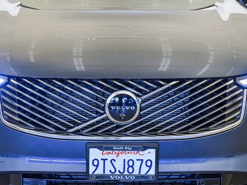 Certified 2025 Volvo XC90 B6 Plus w/ Protection Package Premier image 7