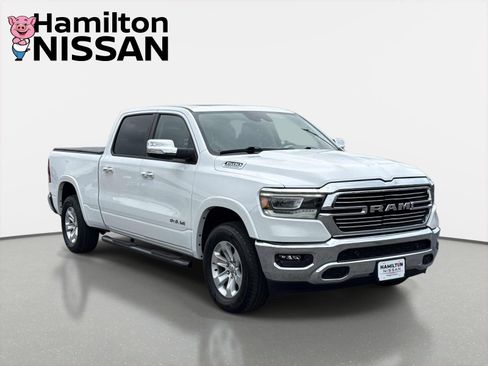 Used 2022 RAM 1500 Laramie AWD/4WD image 1