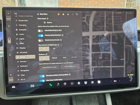 Used 2023 Tesla Model X image 54