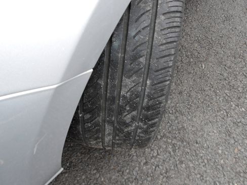 Used 2010 Ford Focus SES image 23