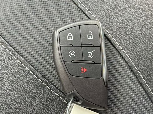 New 2026 Chevrolet Traverse RS w/ LPO, Floor Liner Package image 29