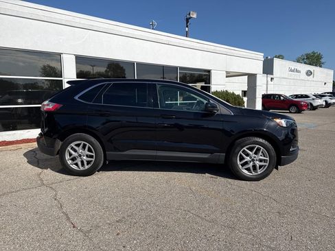 Used 2024 Ford Edge SEL w/ Convenience Package AWD/4WD image 2