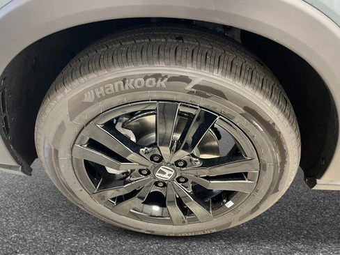 New 2026 Honda HR-V Sport image 12