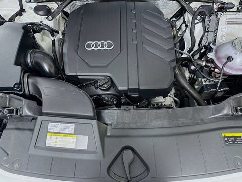 Certified 2024 Audi Q5 Premium AWD/4WD image 28