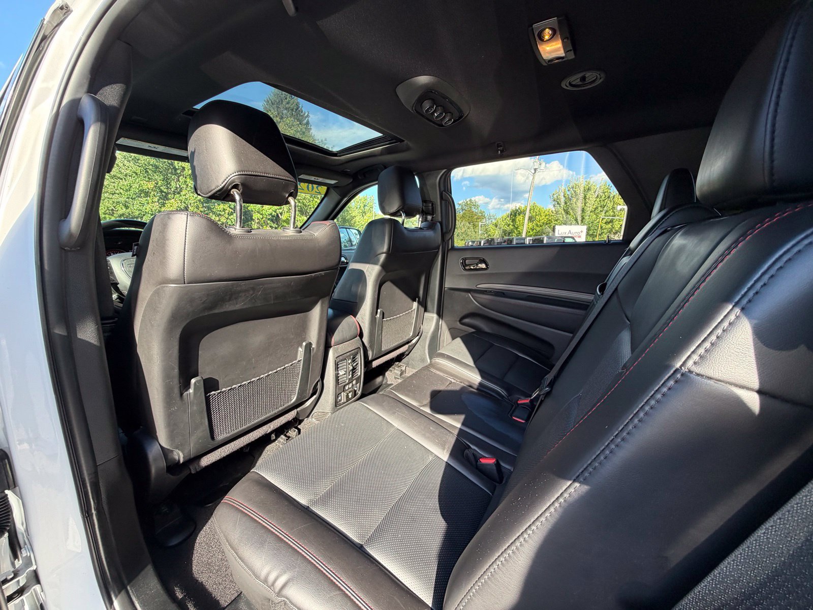 Used 2023 Dodge Durango R/T AWD/4WD image 9