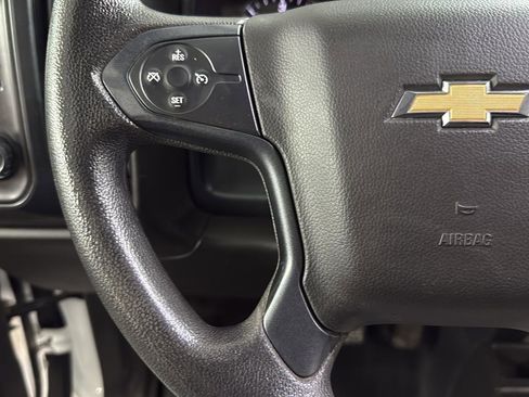 Used 2018 Chevrolet Silverado 2500 W/T w/ WT Convenience Package image 12