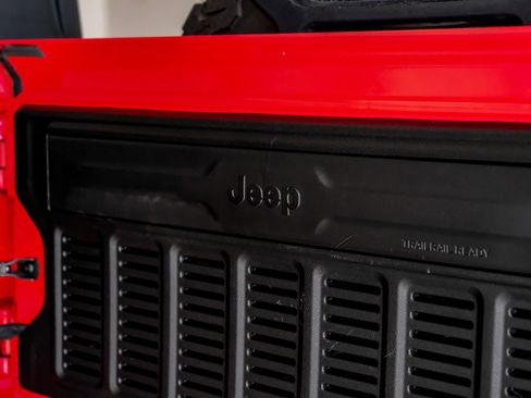 Used 2019 Jeep Wrangler Sport AWD/4WD image 40