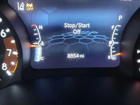 Used 2022 Jeep Compass Latitude image 21