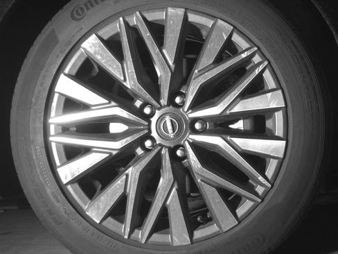 Used 2025 Nissan Altima 2.5 SV image 13