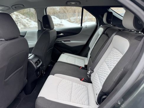 Used 2018 Chevrolet Equinox LS image 24