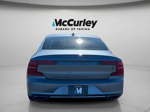 Used 2017 Volvo S90 T6 Momentum w/ Vision Package AWD/4WD image 5