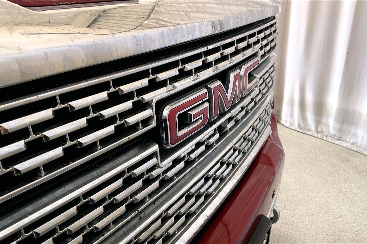 Used 2020 GMC Sierra 3500 Denali w/ Technology Package AWD/4WD image 7