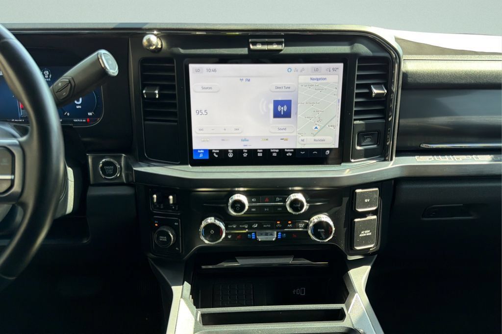 Used 2025 Ford F350 Lariat AWD/4WD image 11