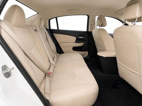 Used 2012 Chrysler 200 Touring FWD image 15