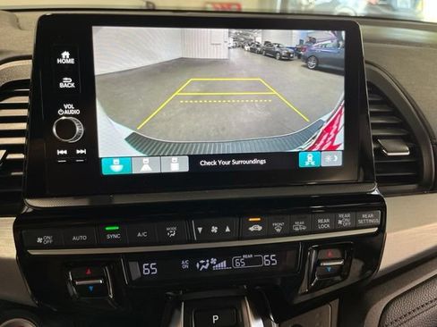Used 2025 Honda Odyssey EX-L image 26