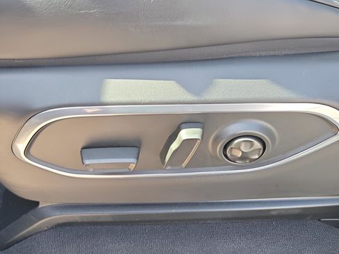 Used 2024 Jeep Wagoneer Series II image 15