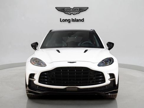 New 2026 Aston Martin DBX 707 image 2
