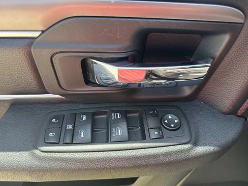 Used 2024 RAM 1500 Warlock RWD image 19