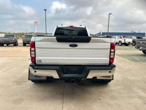 Used 2022 Ford F350 XLT w/ XLT Value Package image 4