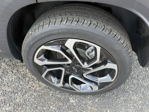 Used 2024 Chevrolet Trax RS w/ Driver Confidence Package image 9