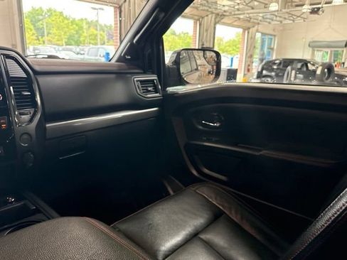 Used 2021 Nissan Titan PRO-4X w/ Pro-4x Convenience Package AWD/4WD image 26