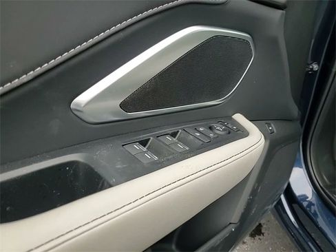 New 2026 Acura RDX SH-AWD image 13