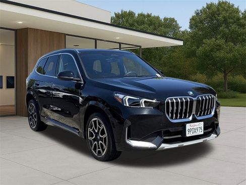 Used 2025 BMW X1 xDrive28i w/ Convenience Package image 4