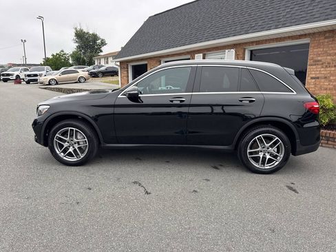 Used 2019 Mercedes-Benz GLC 300 4MATIC image 13