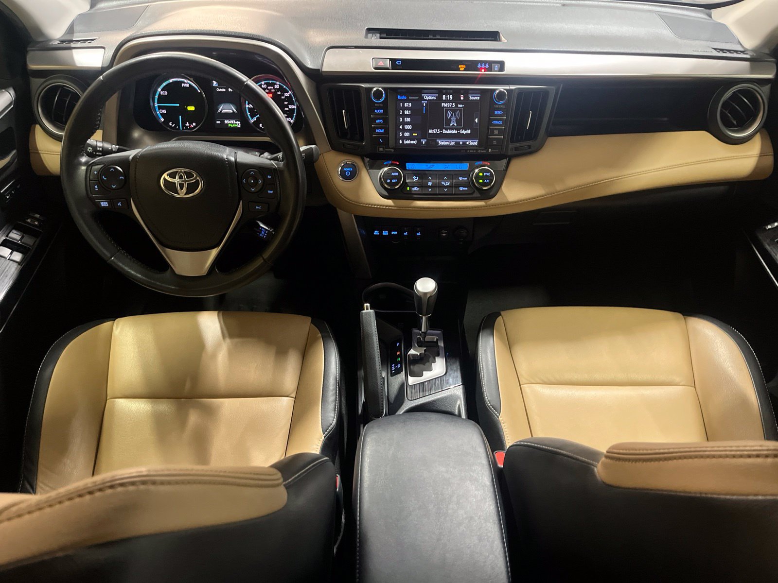 Used 2017 Toyota RAV4 Limited w/ Advanced Technology Package AWD/4WD image 19